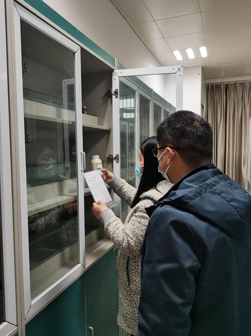 2023.3.24【求真一马·润致保障】我校开展危化品防盗抢应急演练_html_3e20f100.jpg