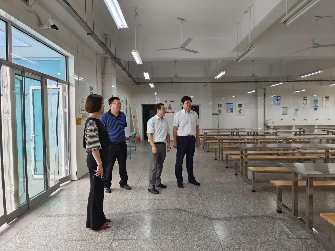 2022.9.1新学期、新起点、新气象——南京一中马群分校2022秋季学期顺利开学_html_112715eb.jpg
