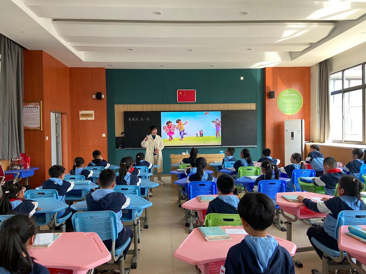 【金立义名师工作室】以课为例，探究习作讲评教学策略——南京市晓庄小学语文校本研究活动暨金立义名师工作室活动（二）