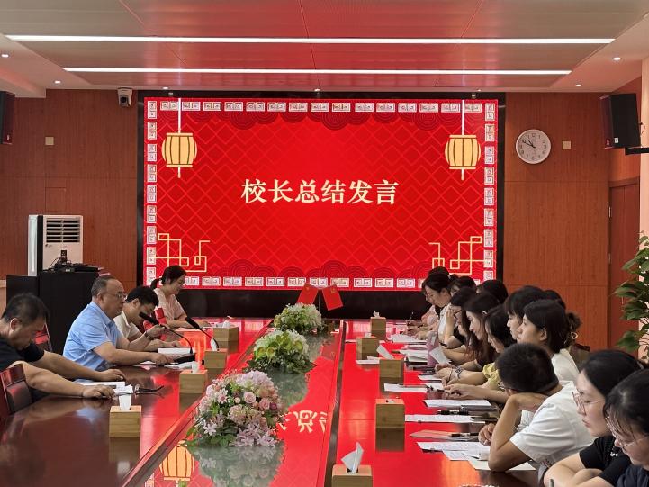 师徒结对传薪火 携手共进谱华章_html_m5bbdb3e0.jpg