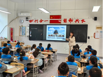 【知行晓庄】聚焦简约课堂  优化学习方式——记南京市晓庄小学低语组校本研修活动（二）