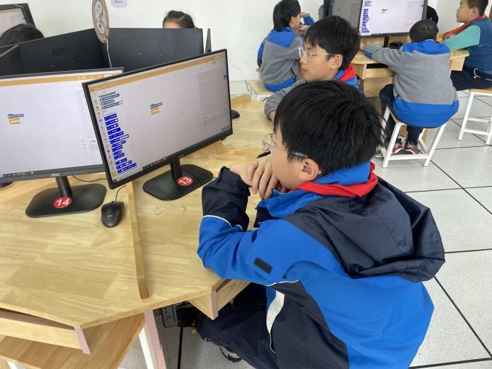 机器人竞赛（五项）_html_m7835624c.jpg