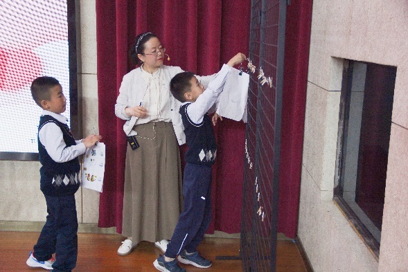 课程引路，20240513衔接有度——“金陵好课堂”幼小科学衔接活动暨栖霞区幼小衔接课程开发、教学实验活动(1)_html_m505b6354.jpg