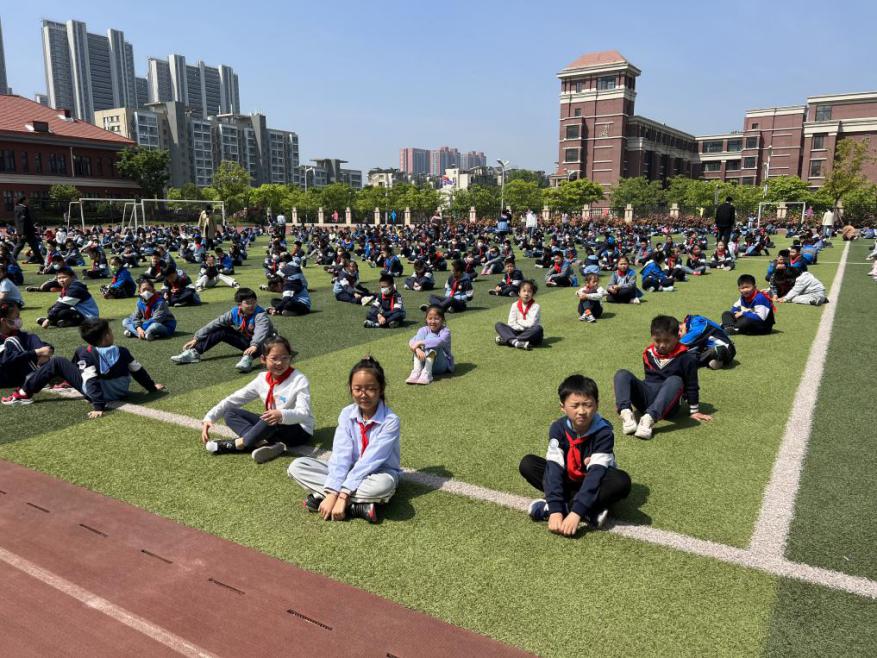 2023.4.27消防疏散演练报道_html_4ee571ba.jpg