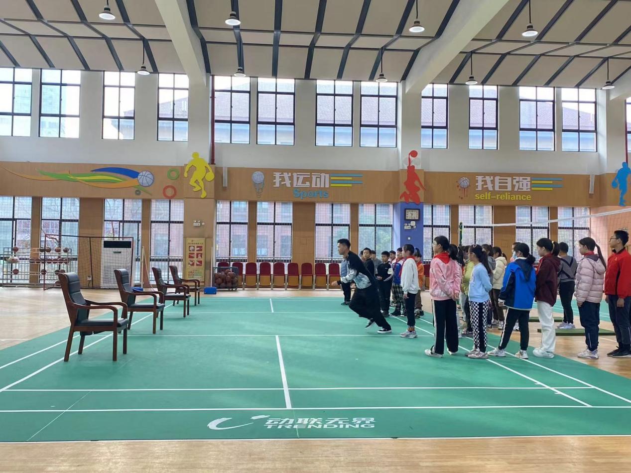 20231228体适能融入日常体育课堂的教学研究—南京市晓庄小学体育组校本研修活动（2）_html_409741b.jpg