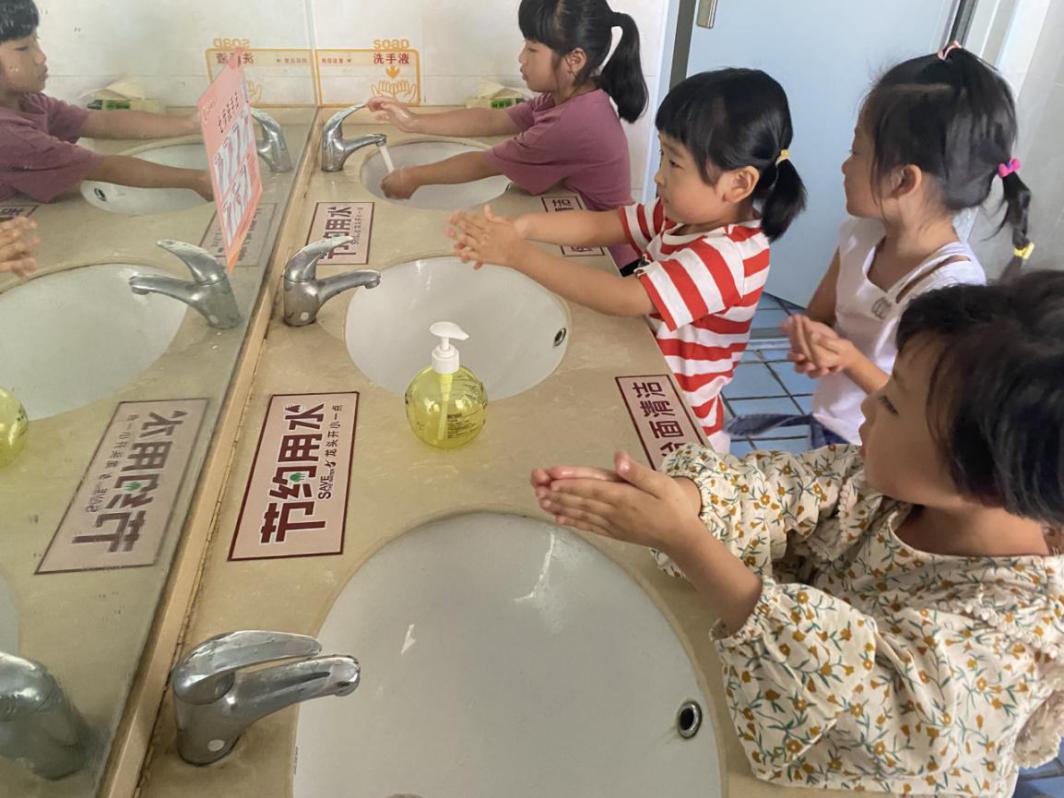 新闻稿修8.29_html_m58c3a01a.jpg