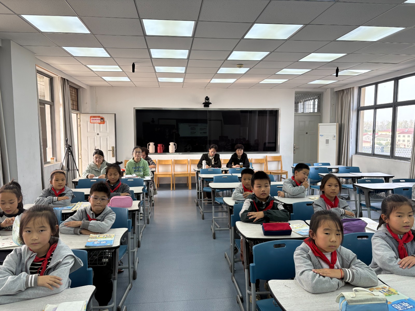 趣味情境赋能英语课堂，多元互动点亮学习热情——靖安小学校本教研（三）
