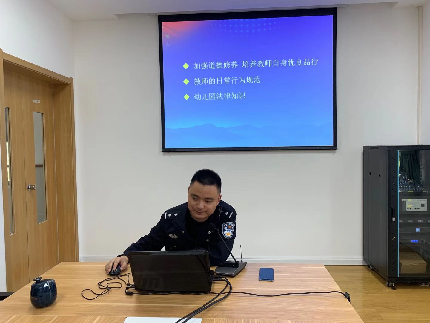 图8.jpg