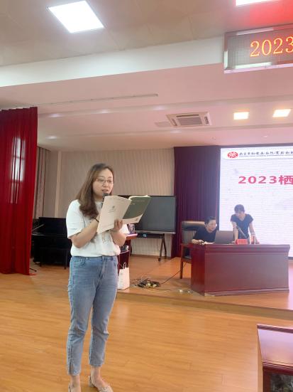 以培促研共成长，凝心聚力谱华章2023.8_html_m6a73e26a.jpg