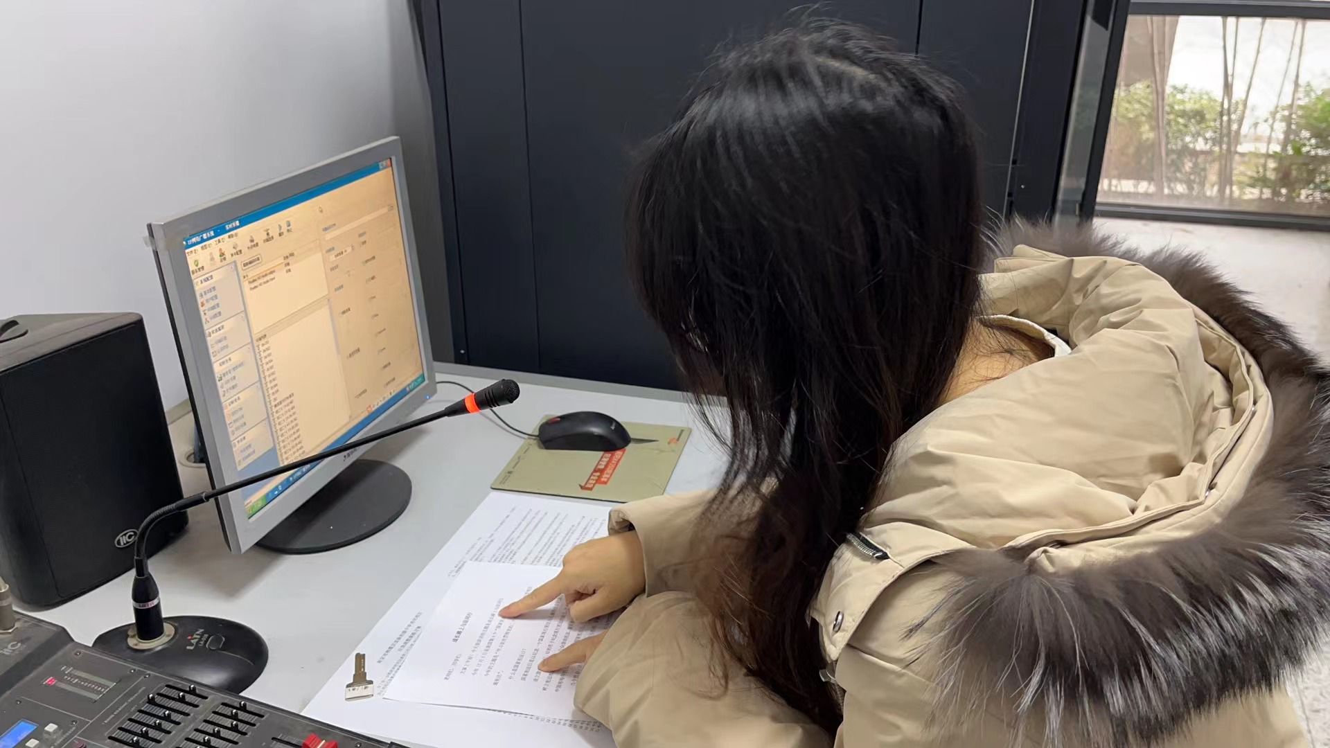 2022.12.9法治宣传进校园  普法教育促成长——实初尧化开展宪法宣传教育系列活动_html_m34a954fd.jpg