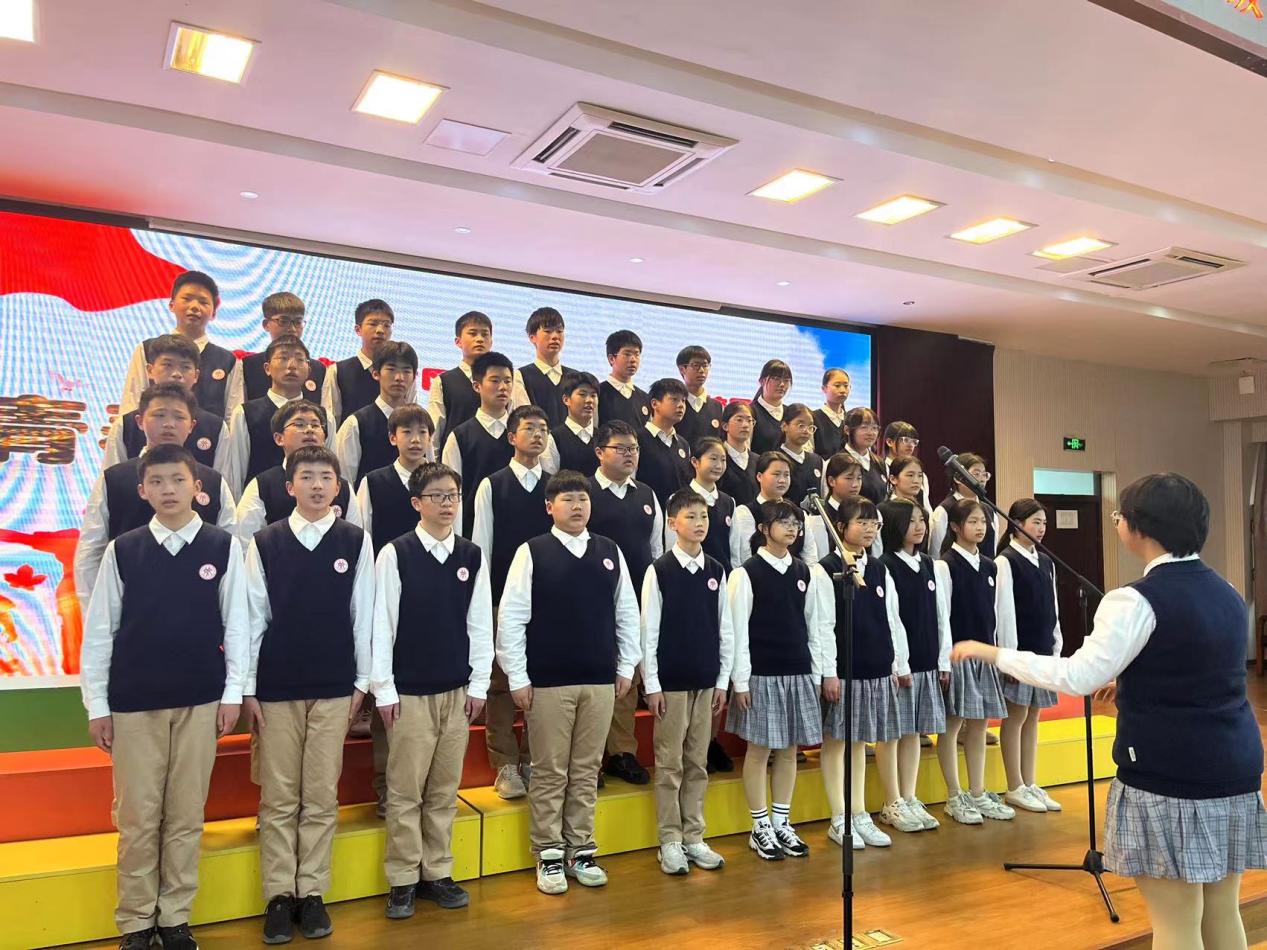 大合唱比赛报道(1)_html_1cac1447.jpg