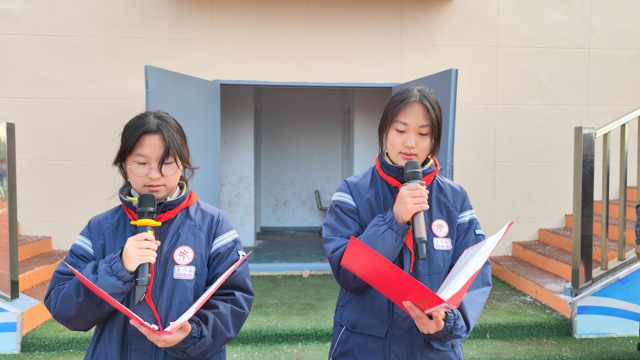 10.27报道 (5)_html_m1d1877b.jpg