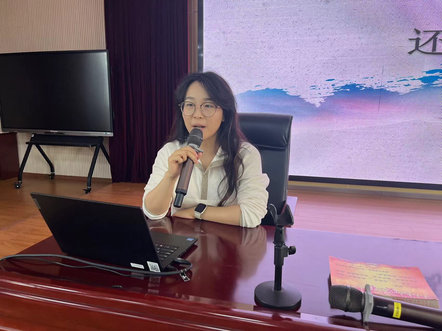 向优秀学习(1)_html_227d1e92.jpg