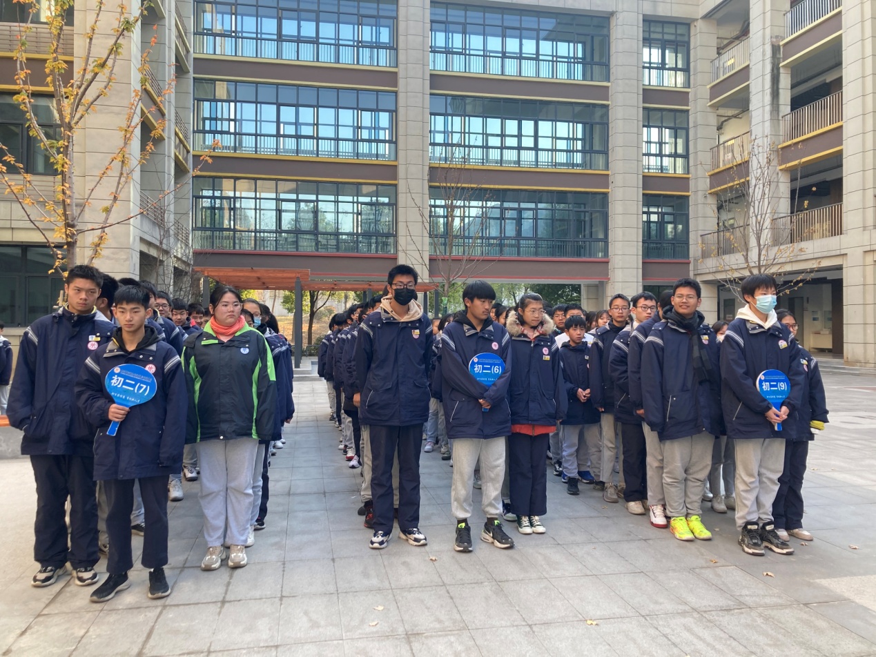 晨勉10 2021.12.23_html_50578437.jpg