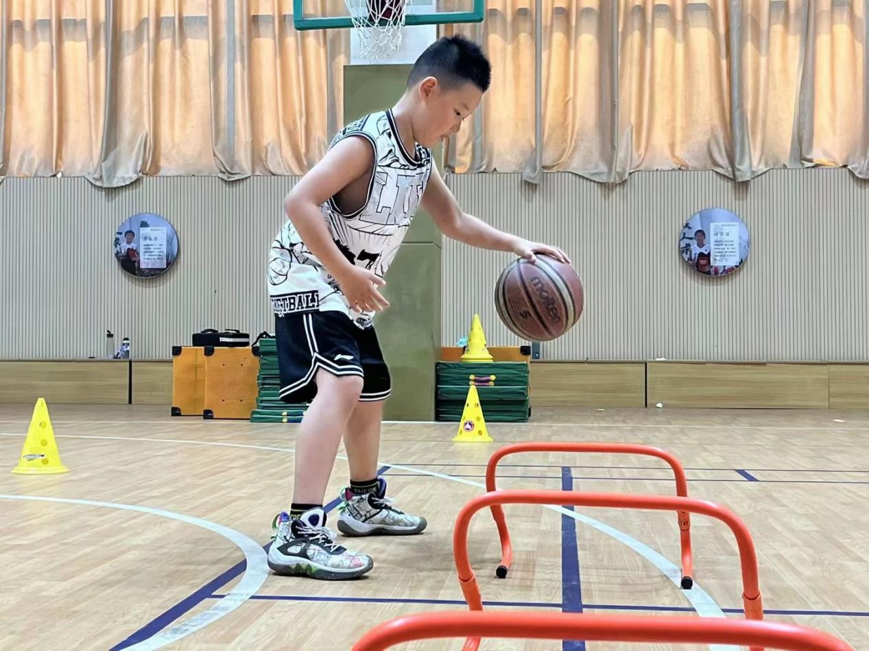 22班新闻稿_html_5f9619f2.jpg