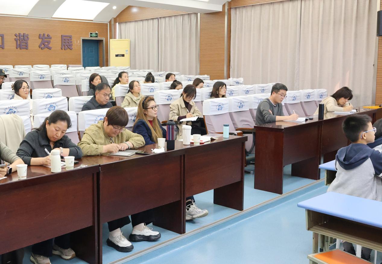 【亲知课堂】聚焦单元整体 深耕亲知体验课堂_html_m2841530c.jpg