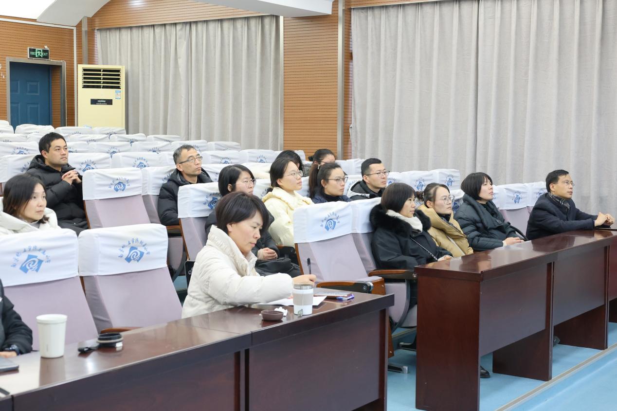 太仓市高新区第二小学团队来我校交流访问_html_434120ca.jpg