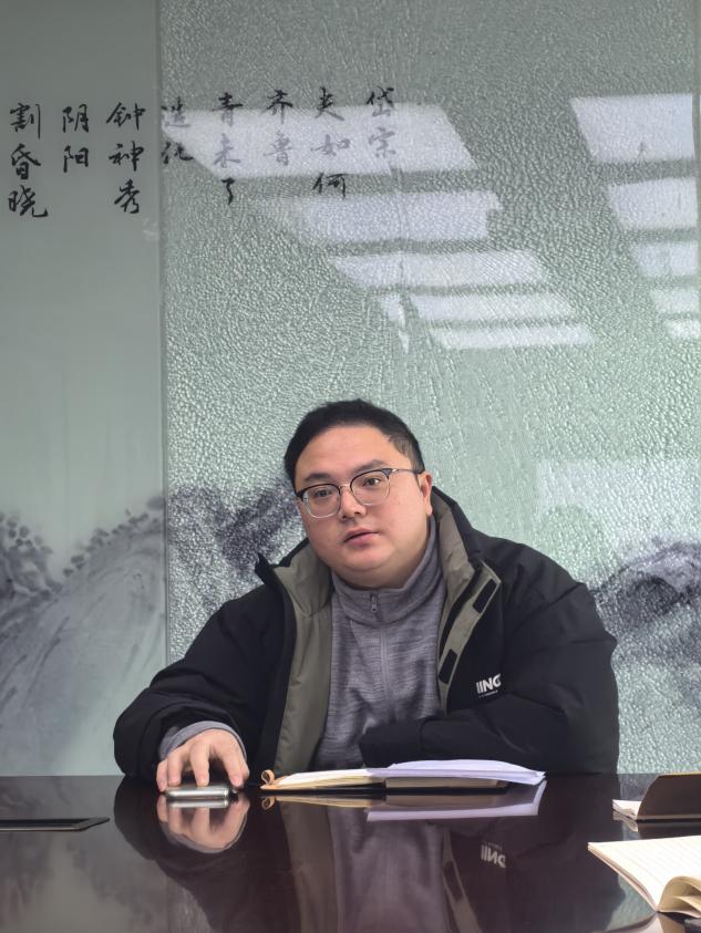 教学星辰汇聚，点亮未来之路——期末总结会议纪实_html_m531dc7f7.jpg