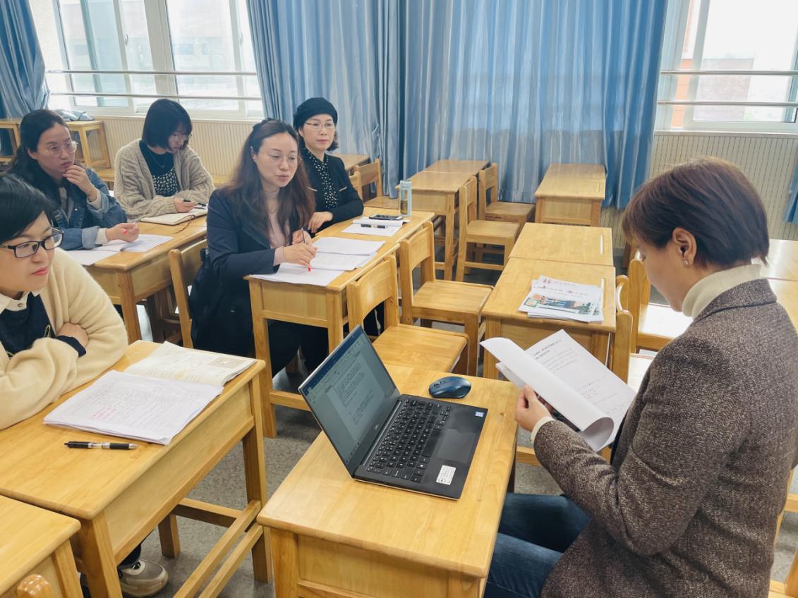 【丁香汉声】指导促前行 润物细无声_html_m4d9c3dc3.jpg