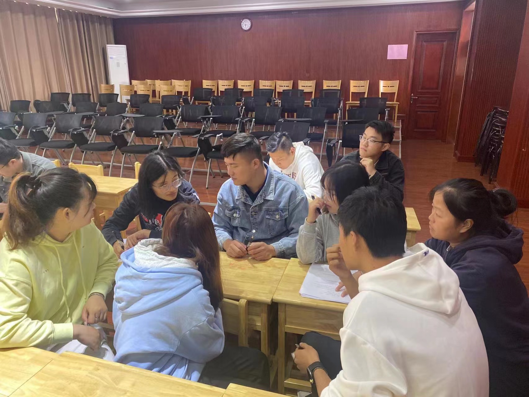综合学科集体备课报道_html_4ab3399c.jpg