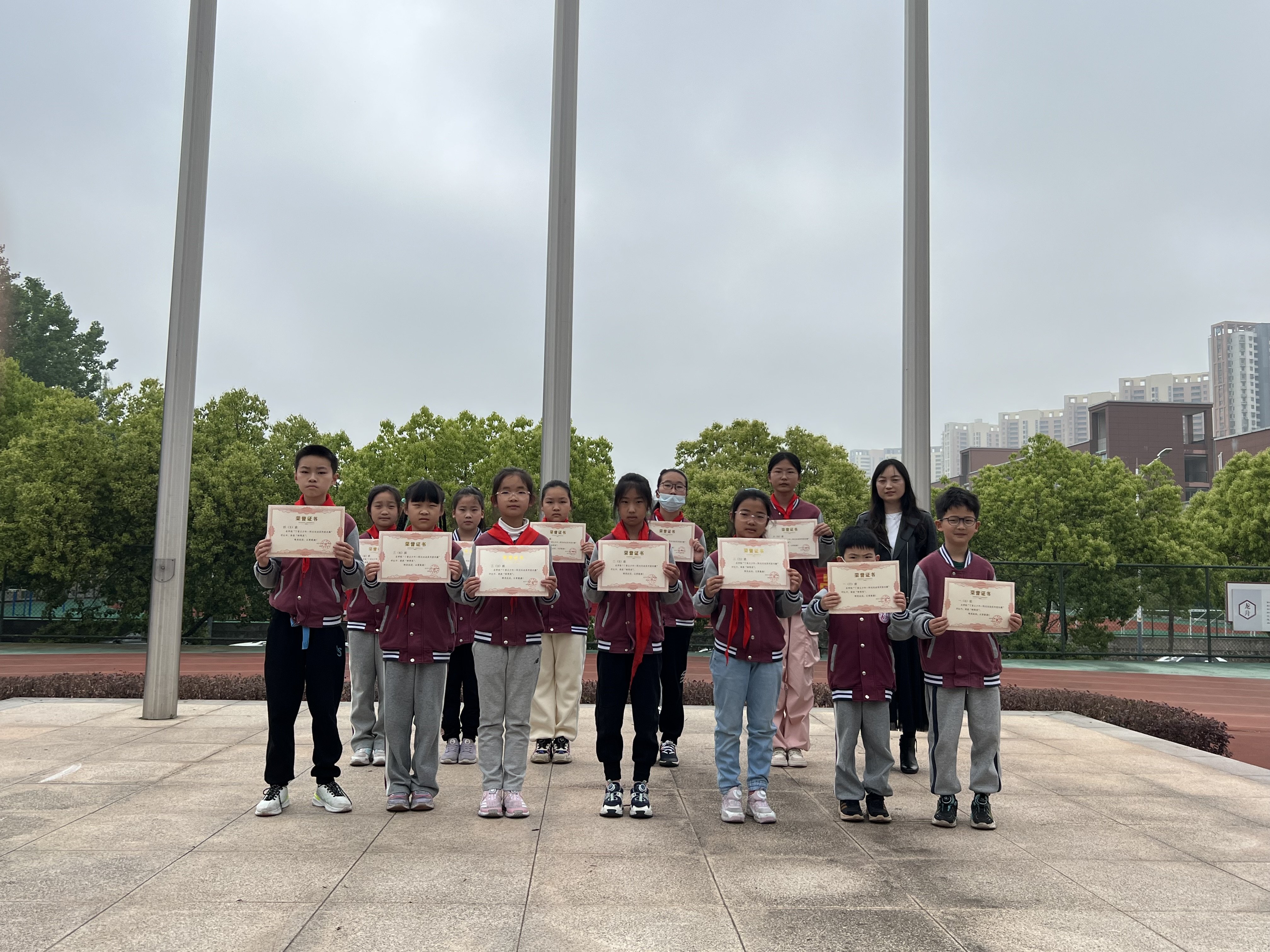 【丁香汉声·学生成长营】传承劳动美，劳动最光荣（黄玉婷）_html_1b3abadc.jpg