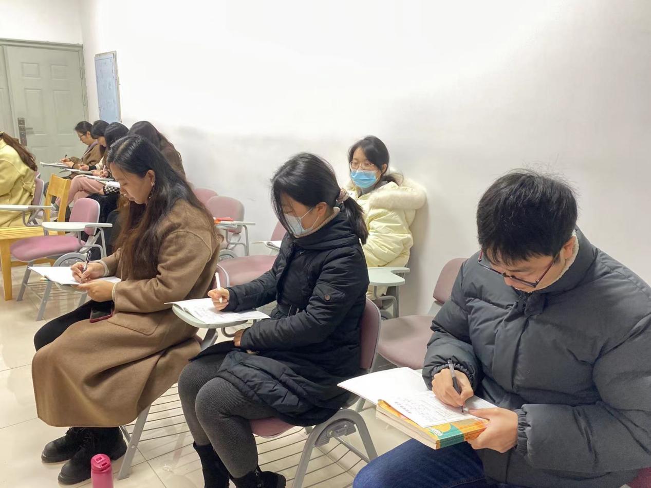 [丁香汉声]创高效课堂 促师生成长_html_m2ebb1dd0.jpg