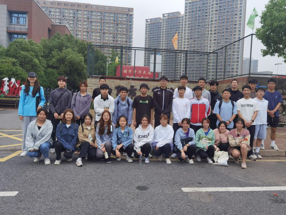 南特师见习报道_html_3cb96369.jpg