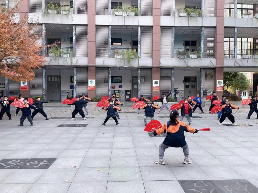 社团报道_html_2c65ecfc.jpg