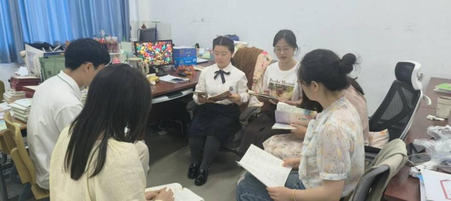 5.13集体备课报道——【丁香汉声•教学】思维碰撞出真知，语文教研结硕果_html_m7ad580f3.jpg