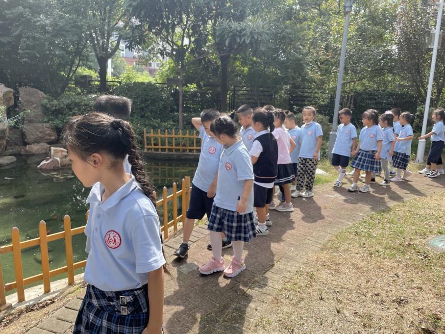 报道(1)_html_74d851c7.jpg