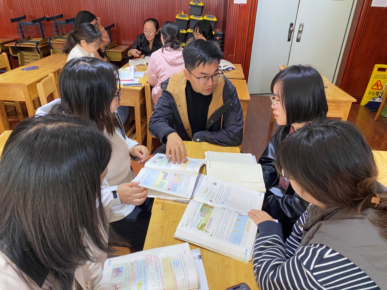 集”思广益，有“备”而来_html_m114e8b6.jpg