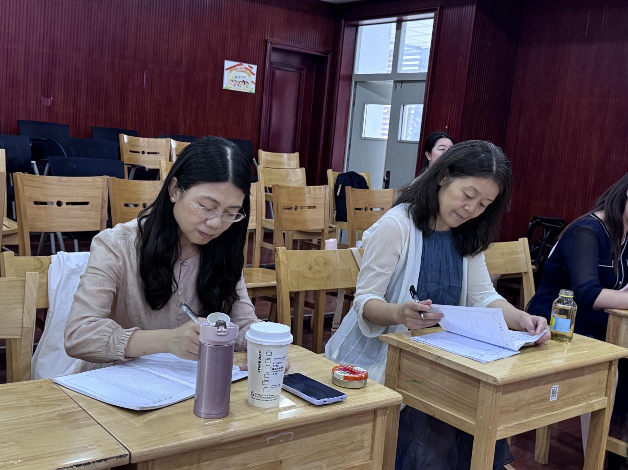 深耕课堂育素养 凝心聚力促成长_html_7186cb39.jpg