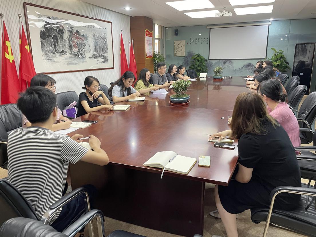【丁香汉声·级部管理】夯实级部管理 凝聚团队力量_html_48fe3e74.jpg