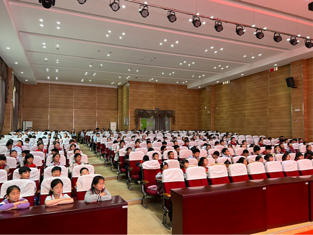 探寻科学世界，揭开植物的秘密（含照片）_html_m5122f77c.png