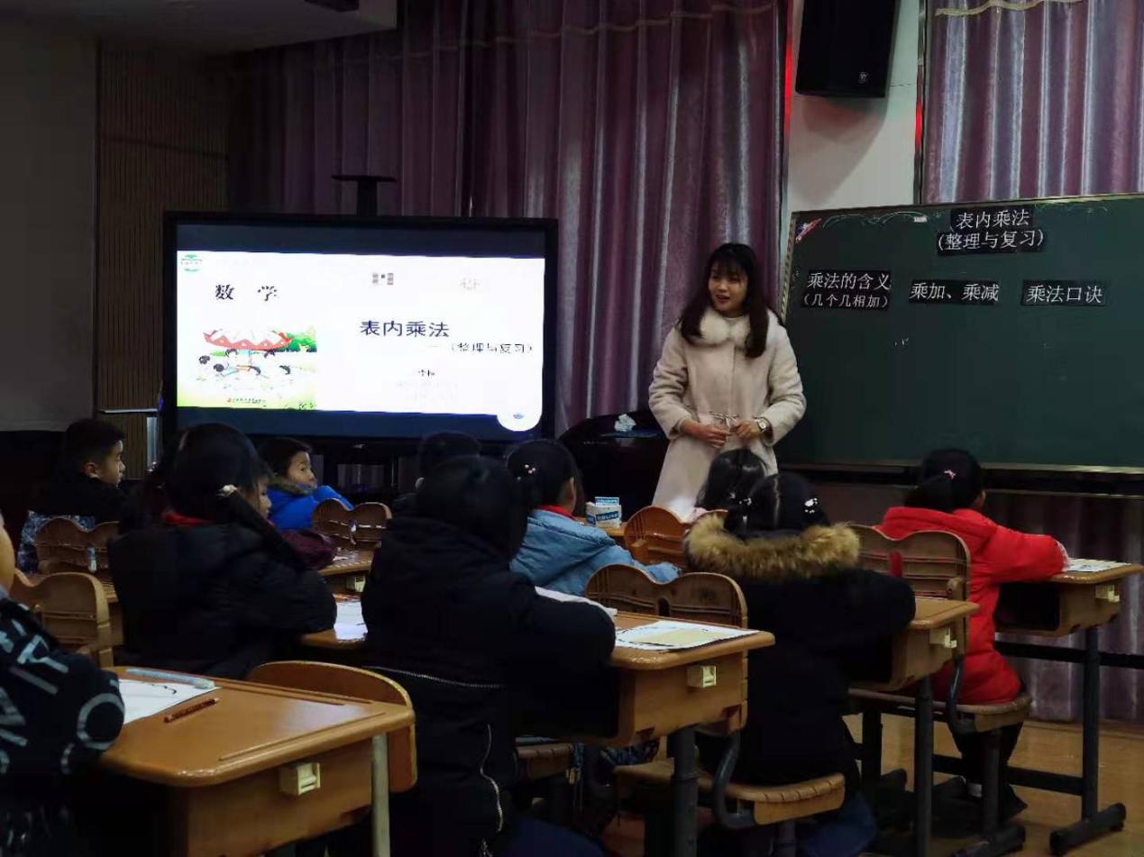 送教中桥新闻报道_html_26e13025.jpg
