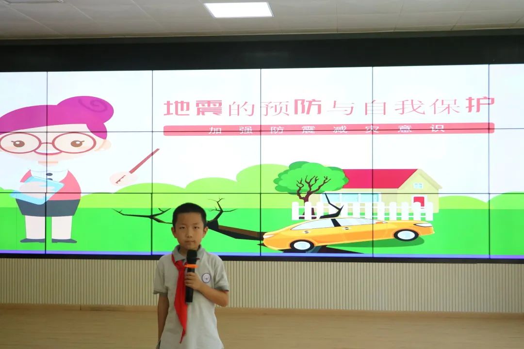 防震_html_m2fc9c2e5.jpg