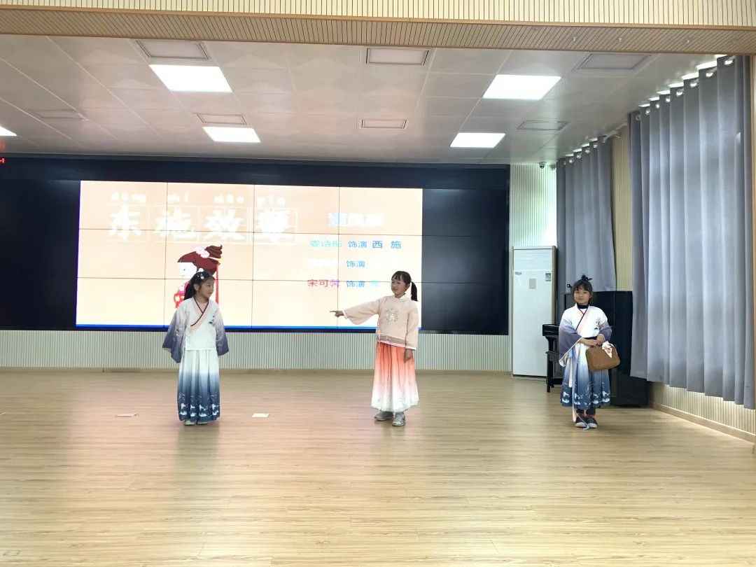 阅读银行_html_191e89d9.jpg