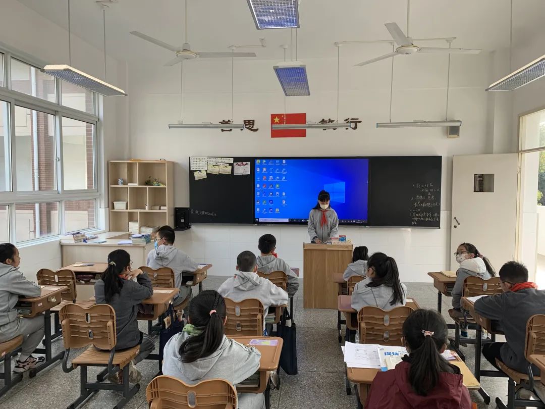 班会_html_m5cff34e6.jpg