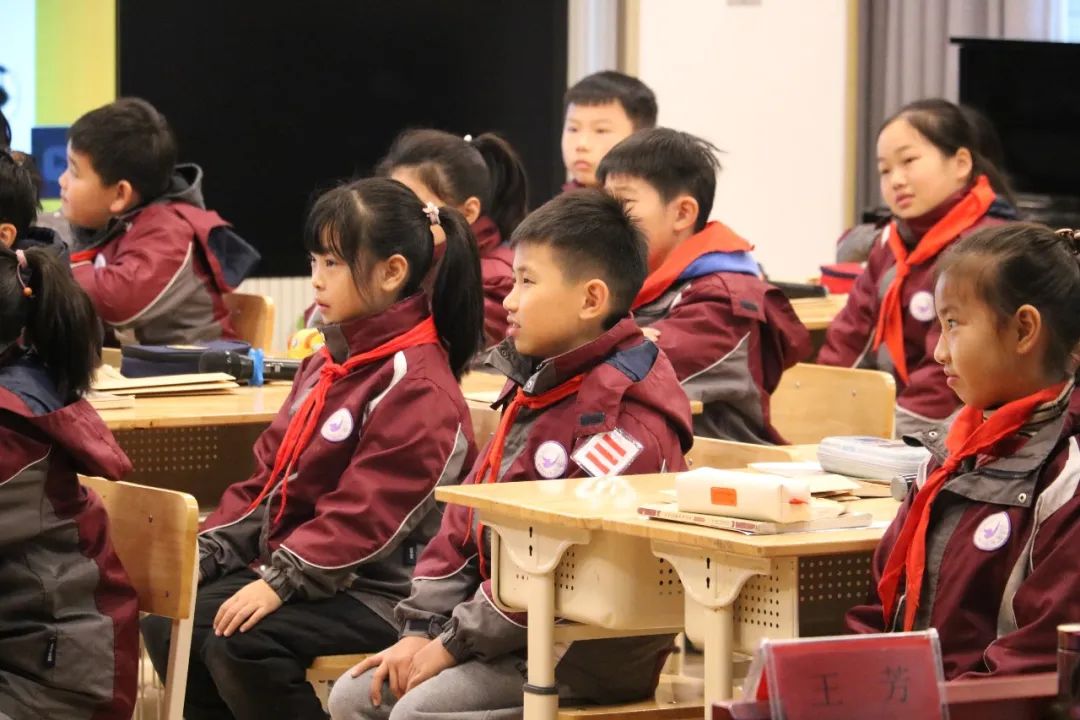 我与名师_html_67c9e3b6.jpg