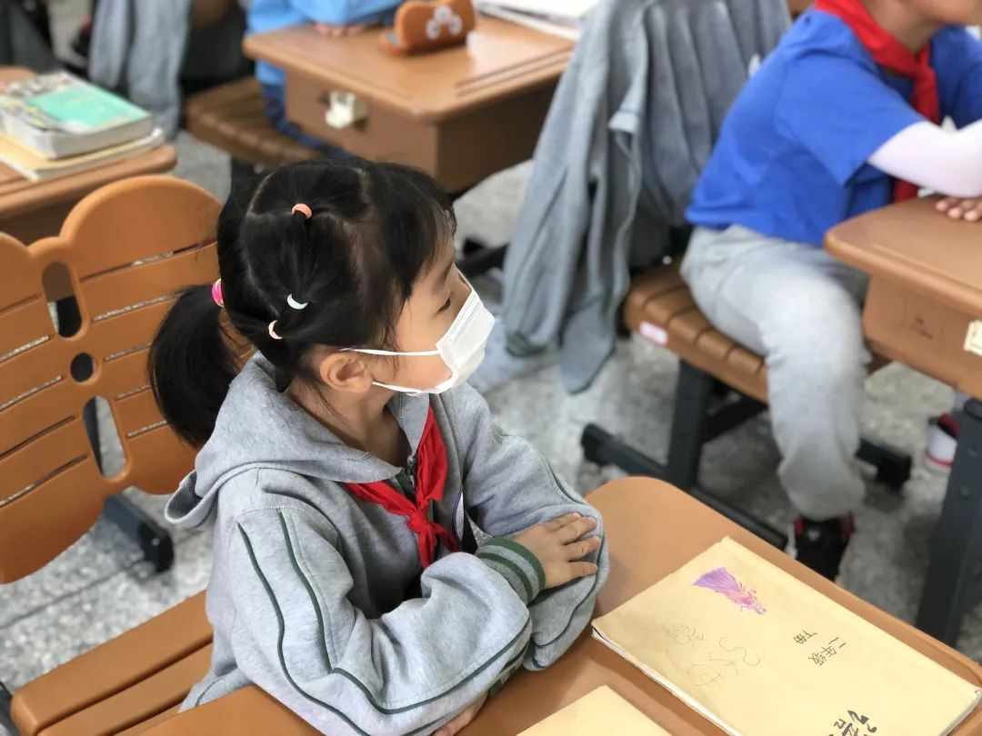 【书院紫金】弘扬宪法精神，增强法治观念——记紫金小学“学习宪法”晨会活动（三）
