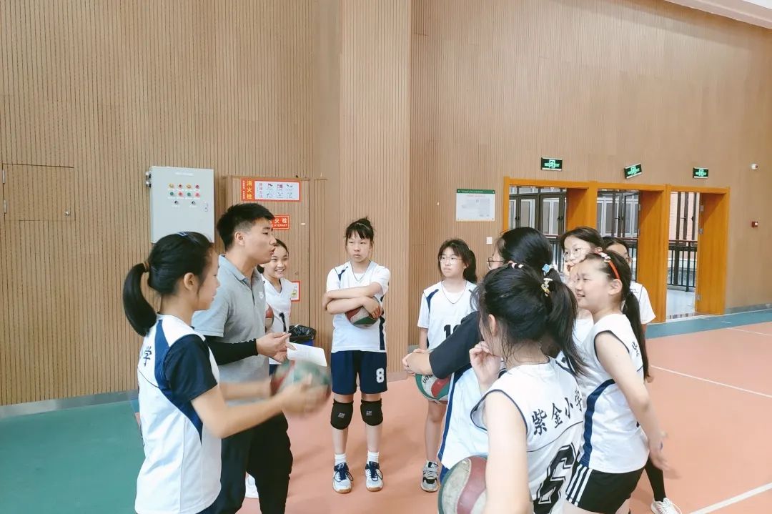 排球_html_5ebe4b3b.jpg