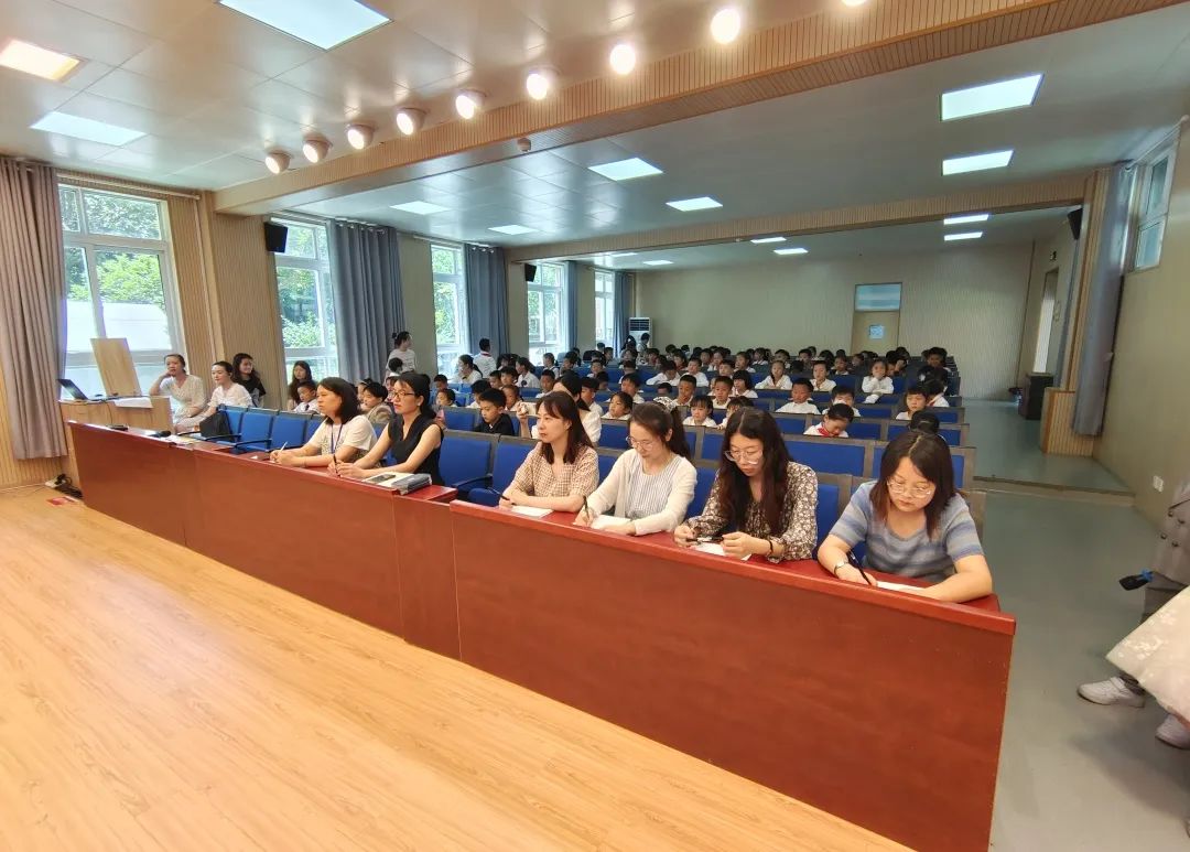 书声朗朗_html_m22de6819.jpg
