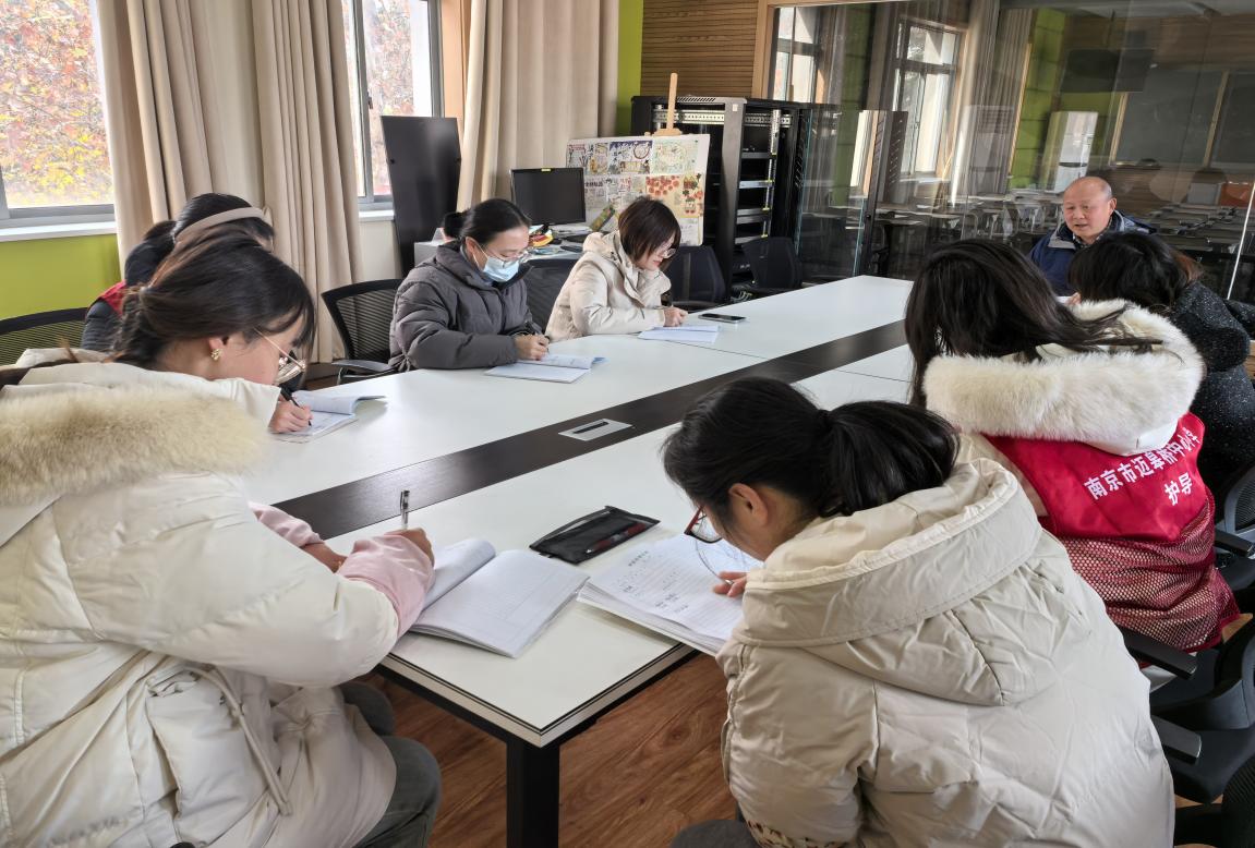 12.19课堂展风采 教研促成长_html_m1a8bec05.jpg