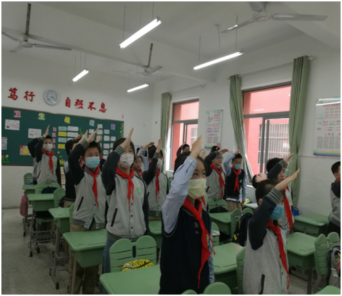 教室敬礼.png
