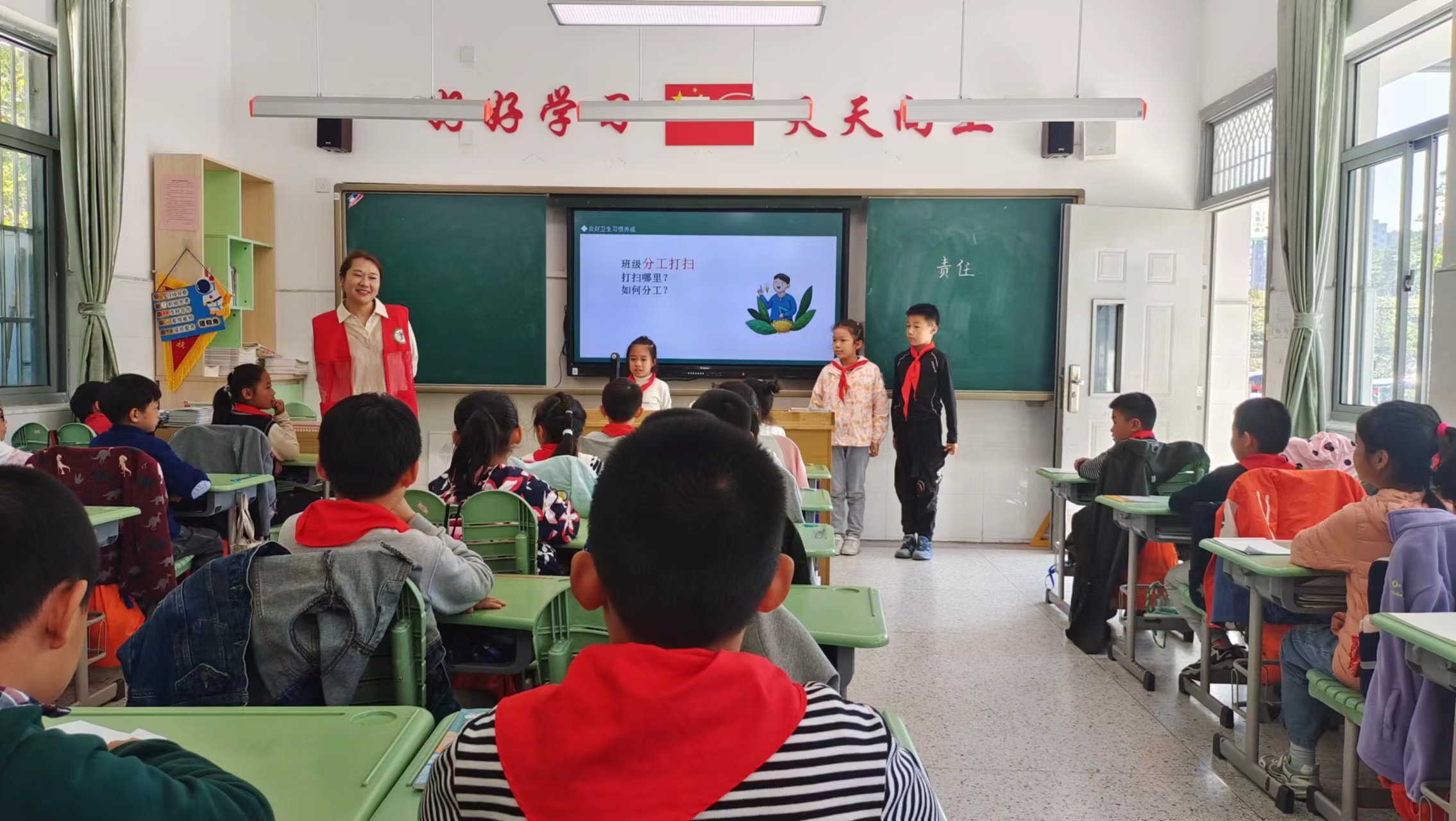 10.14行政听课抓常规_html_m11121043.jpg