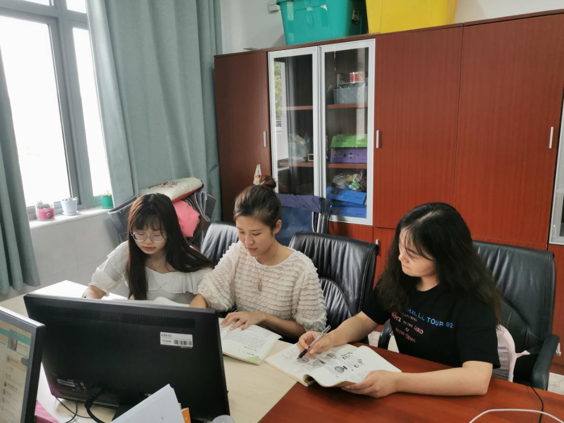 科学教研报道_html_m7948c24b.jpg