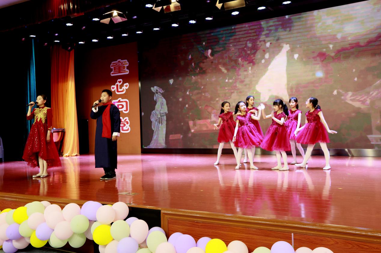 童心向党 快乐成长——迈小庆_html_64f18e4f.jpg