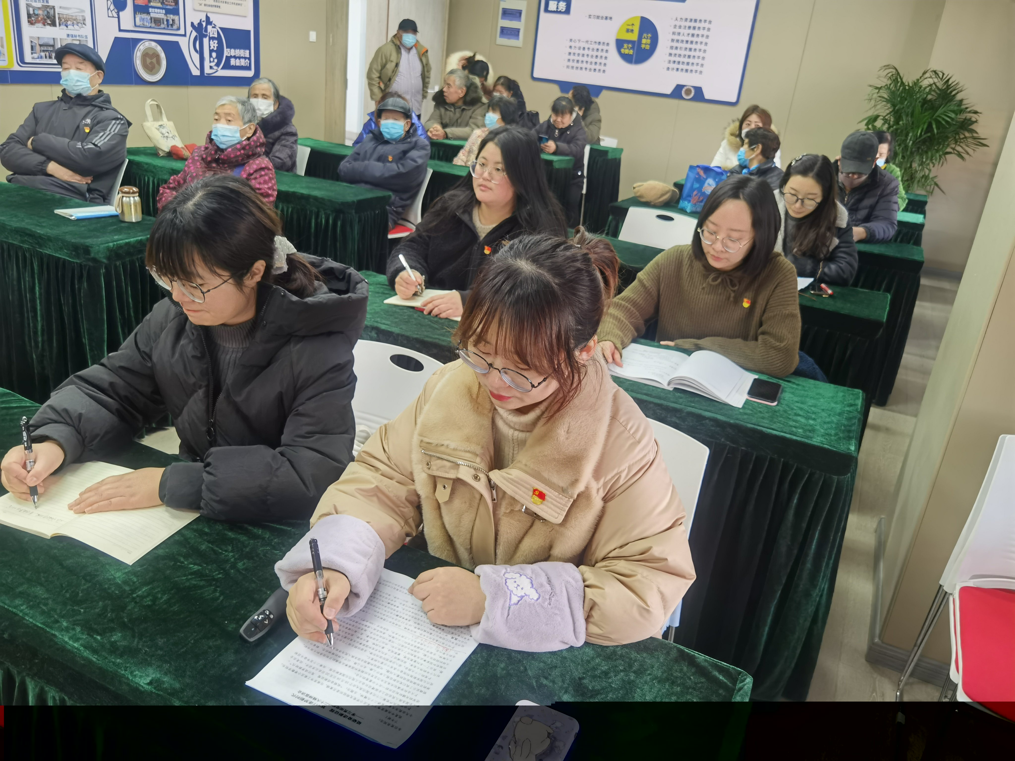 【丁香汉声】砥砺奋进新征程 笃行逐梦新时代_html_7a5dc876.jpg