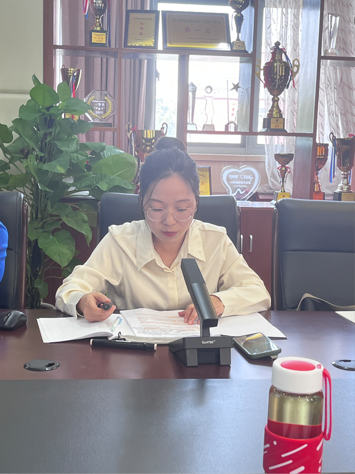 10.16市区规划课题中期汇报第二场_html_5e37da54.png