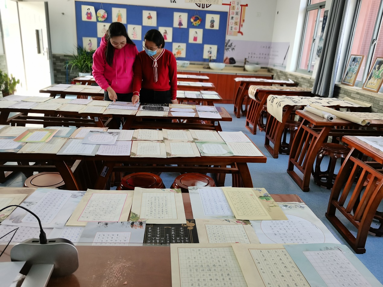 正弘扬传统文化,展示书法魅力_html_5b167313.jpg